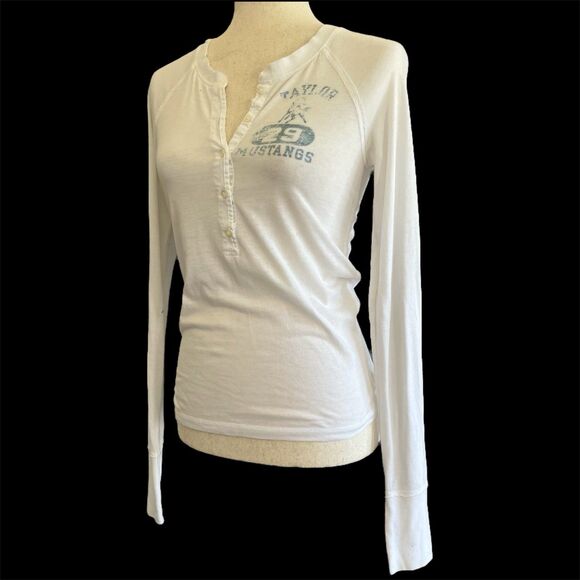 Abercrombie Fitch Y2K Graphic Henley Top Size M Buttons Long Sleeve Bella Swan - Picture 1 of 12